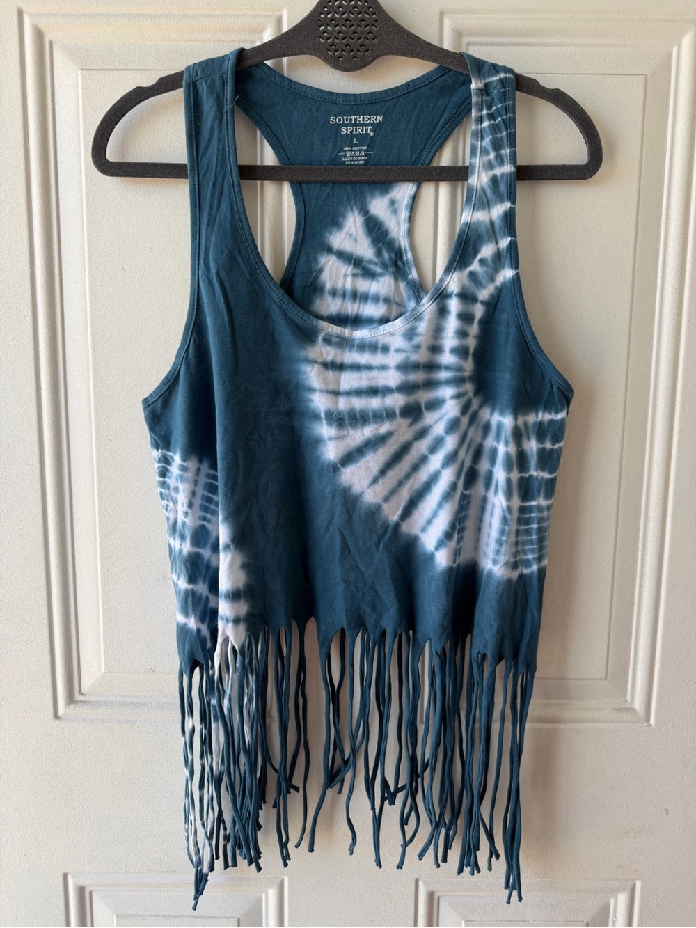 Southern Spirit Tank Top Large Blue White Tie Dye Fringe Hem Racerback NWOT